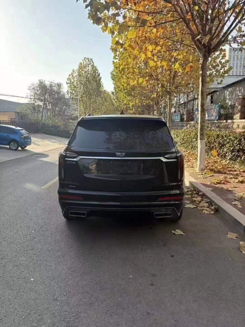 青岛20年凯迪拉克XT68