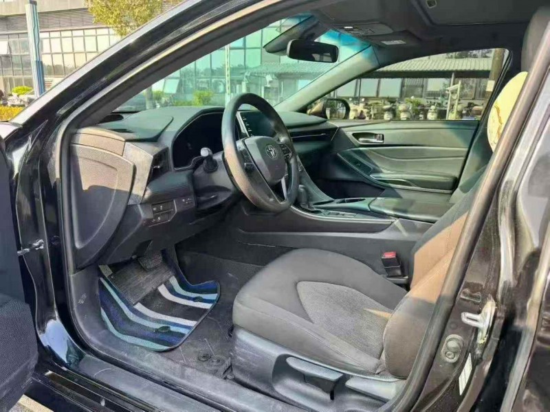 广州21年丰田亚洲龙8