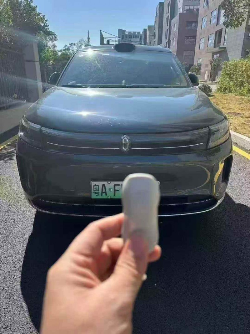 广州24年华为智选问界1