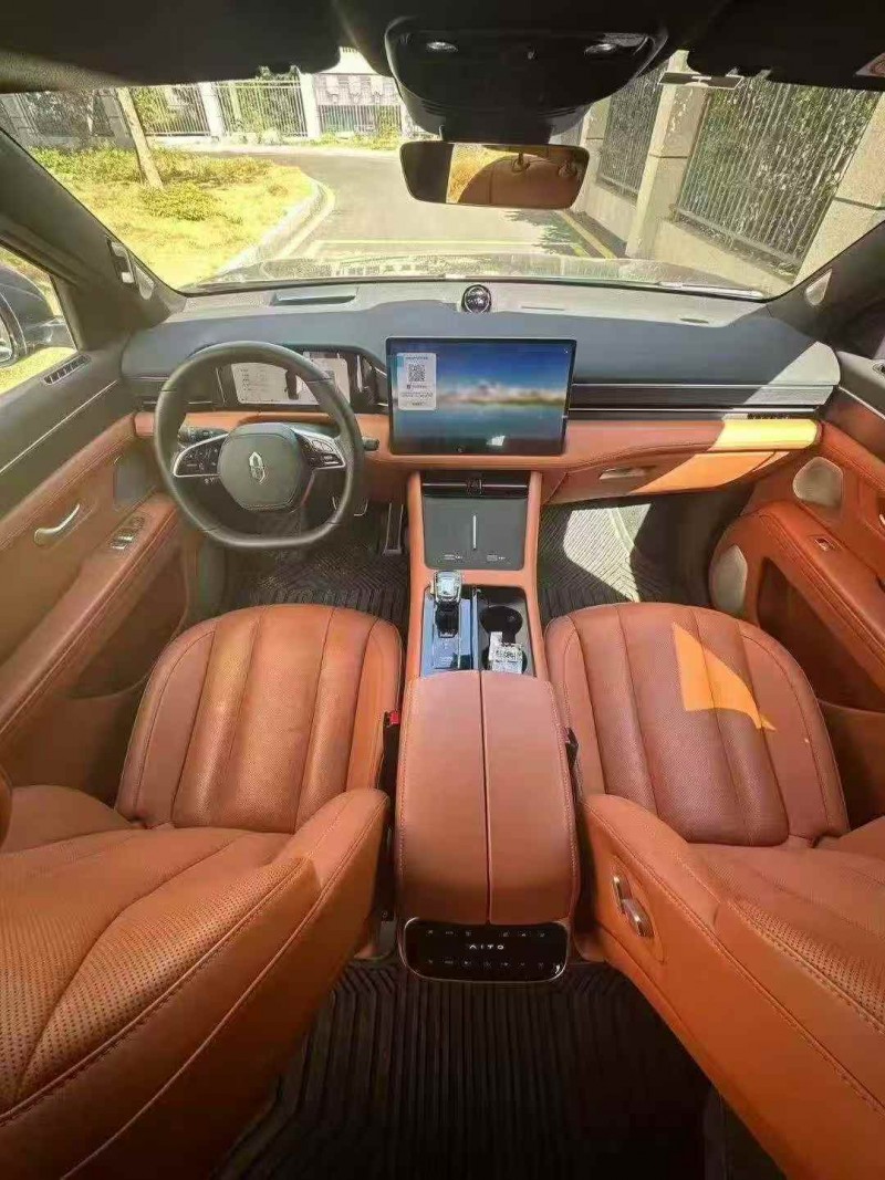 广州24年华为智选问界6