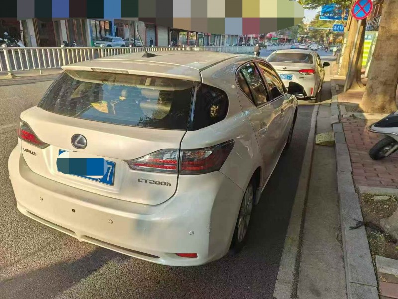 广州12年雷克萨斯CT9