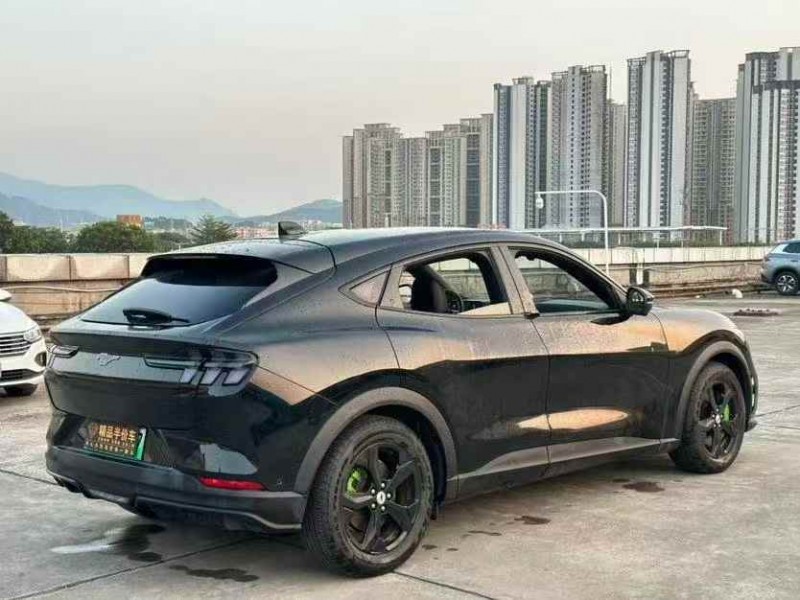 广州22年福特电马4