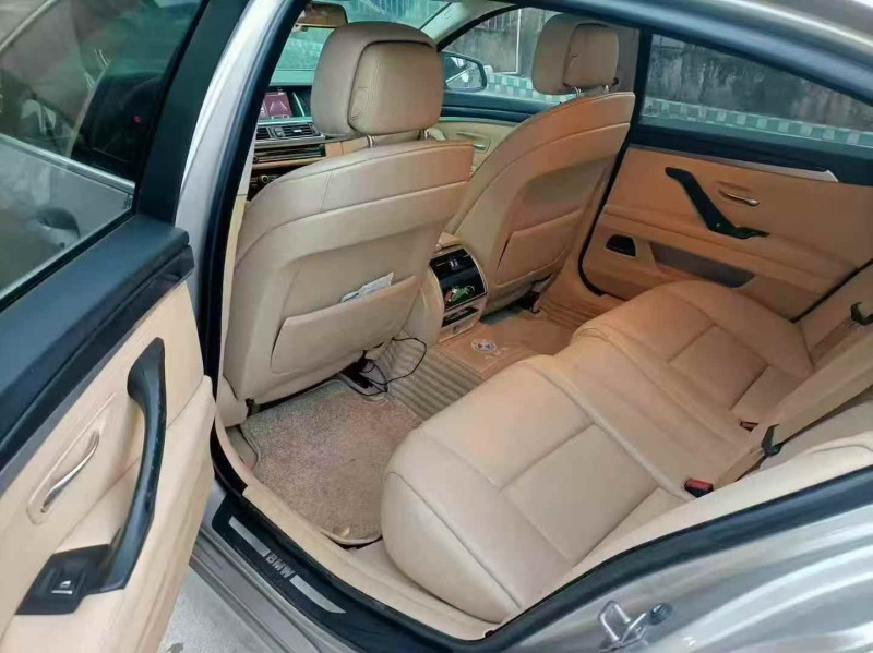 广州12年宝马5系4