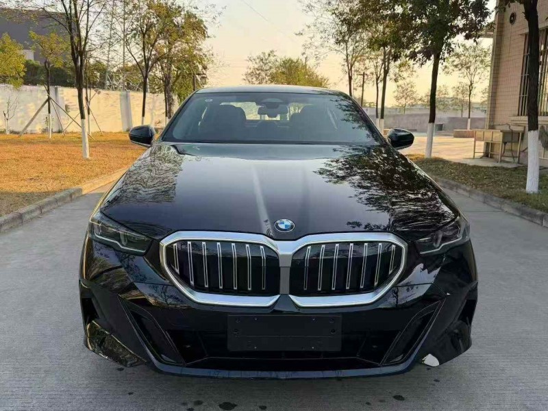 广州25年宝马5系1