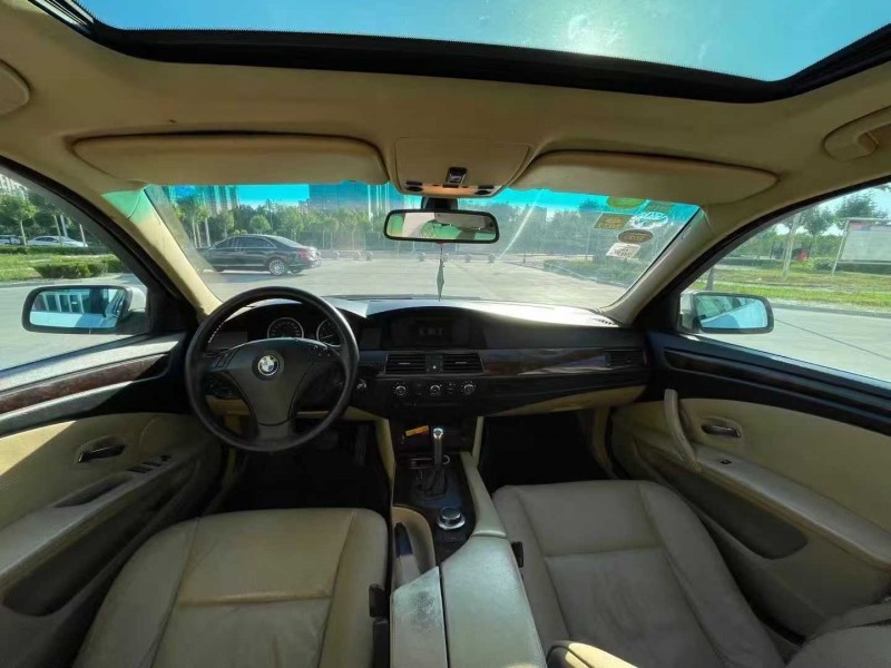 沧州09年宝马5系9