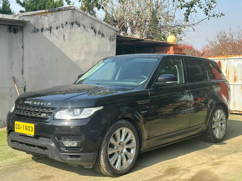 青岛17年路虎揽胜运动3