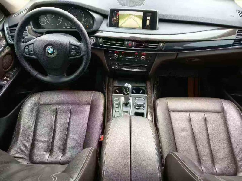 金华16年宝马X55