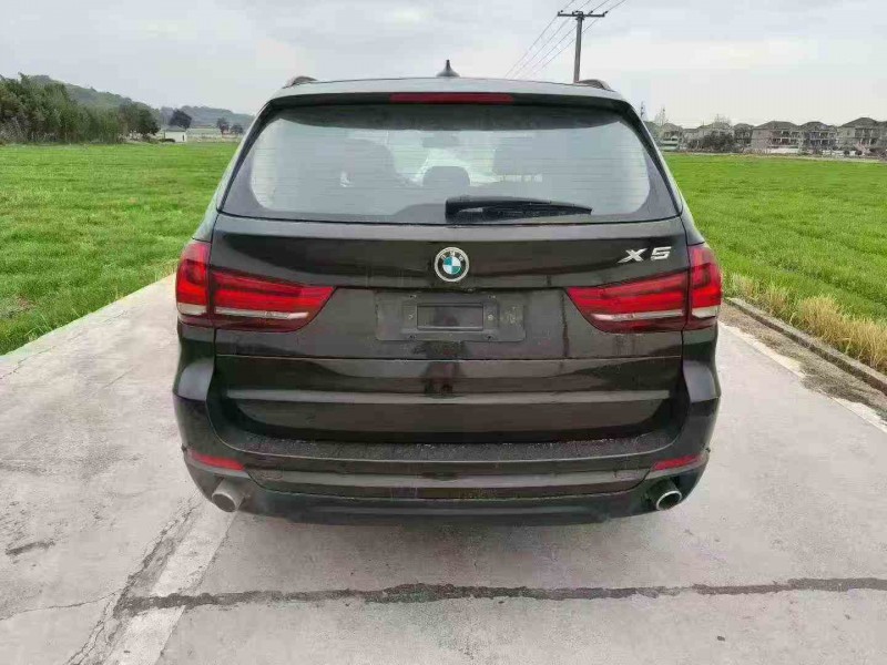 金华16年宝马X59