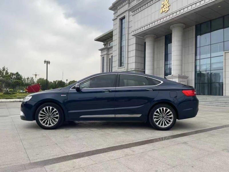 沧州17年吉利博瑞3