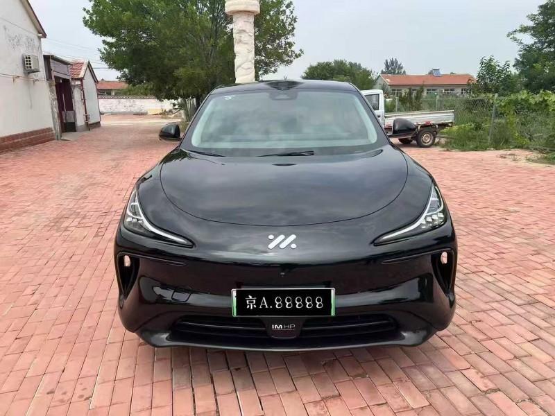 滨州23年智己LS61