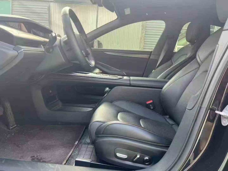 淄博24年小米SU75