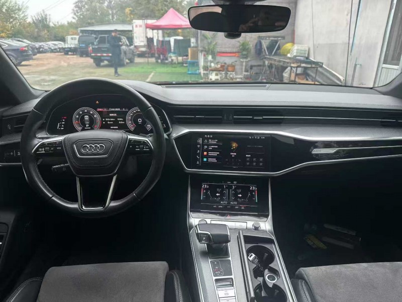 青岛23年奥迪A6L4