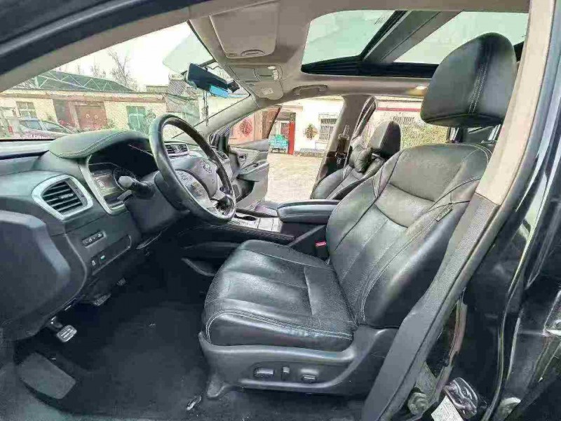 徐州18年日产楼兰4