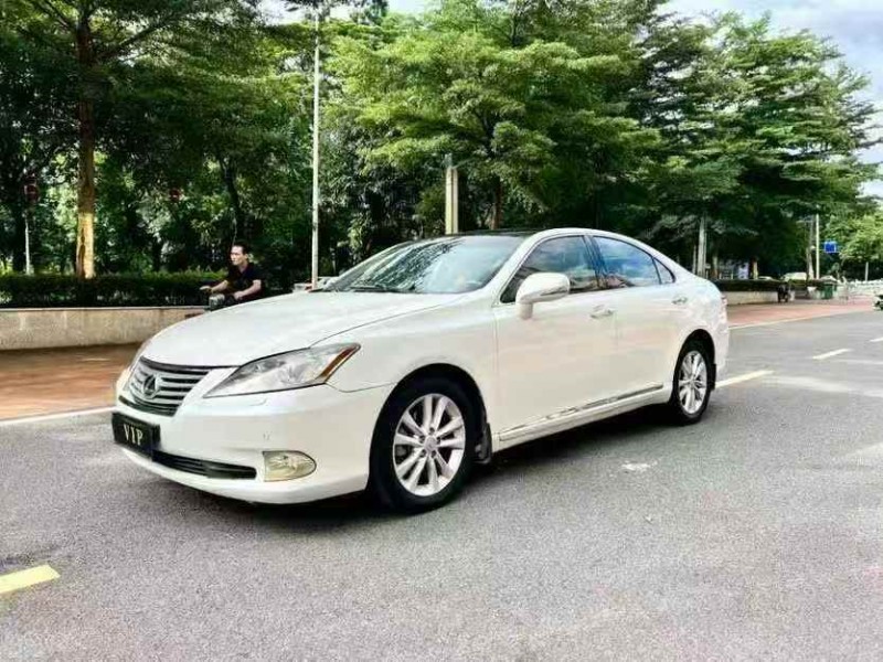 广州12年雷克萨斯ES3