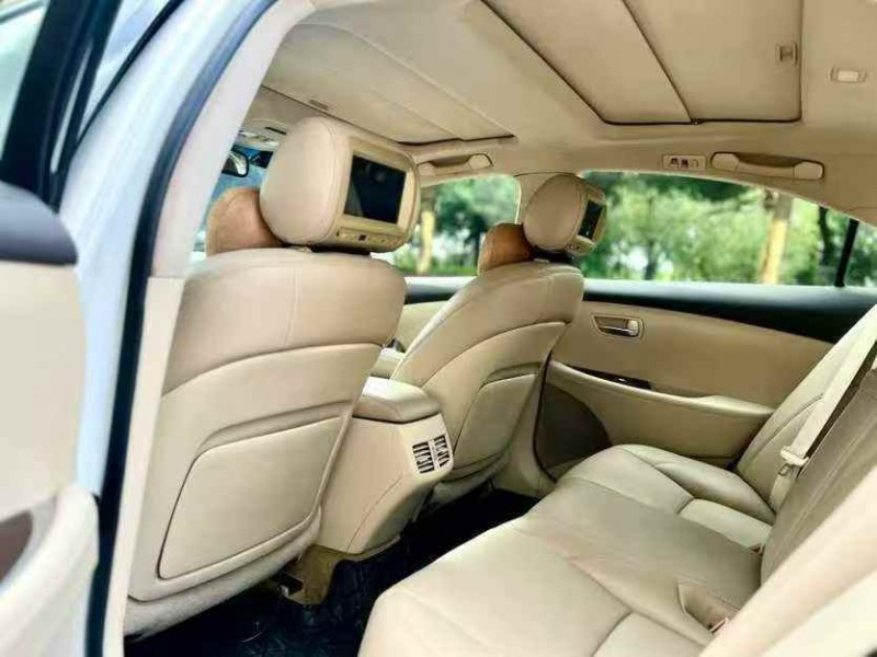 广州12年雷克萨斯ES4