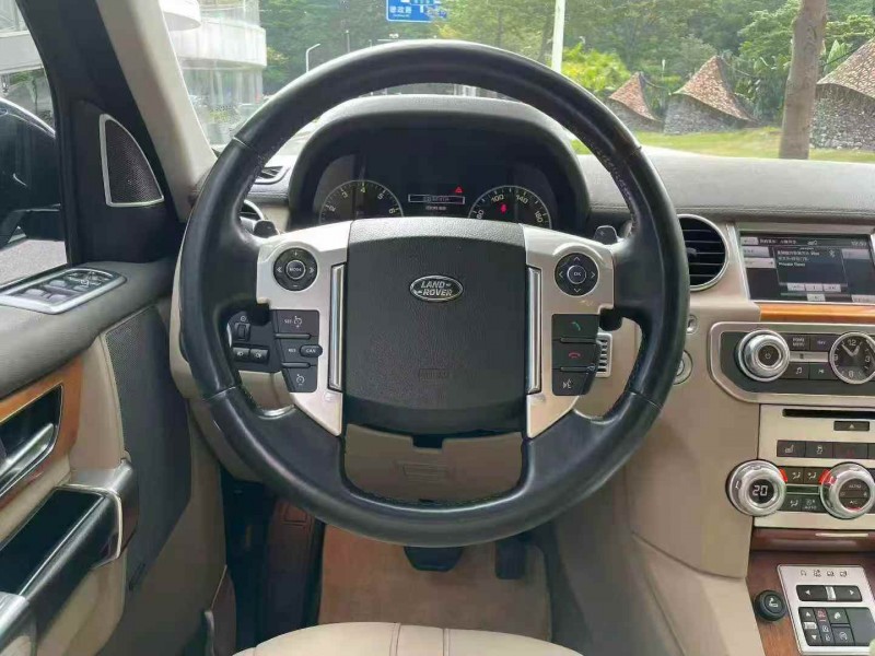 深圳15年路虎发现7