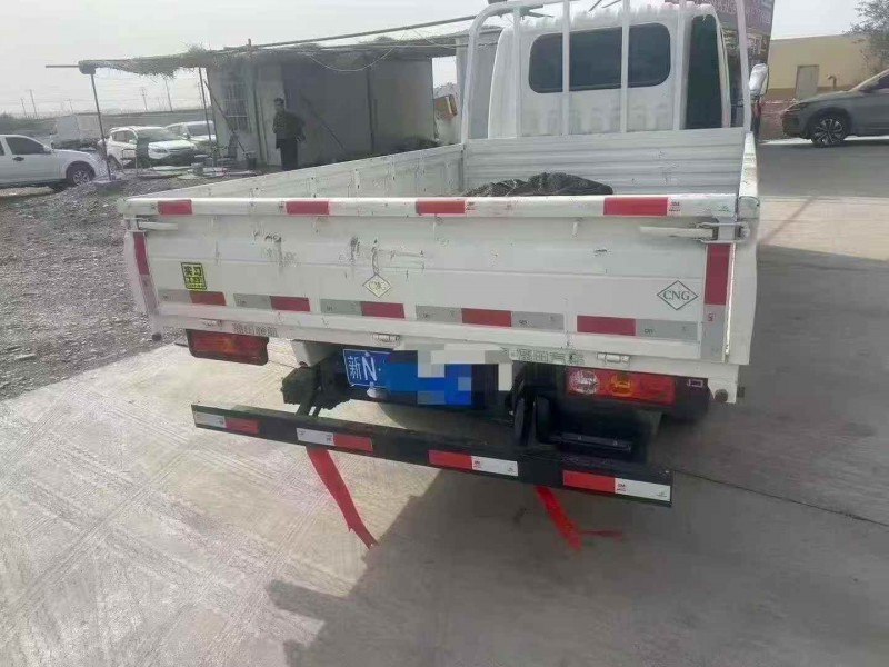 乌鲁木齐25年福田领航5