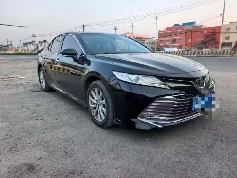 乌鲁木齐20年丰田凯美瑞2