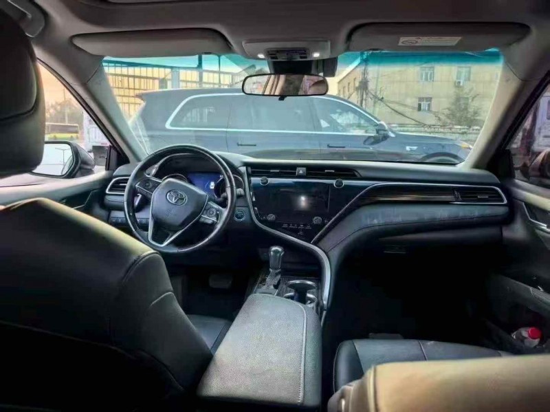 乌鲁木齐20年丰田凯美瑞8