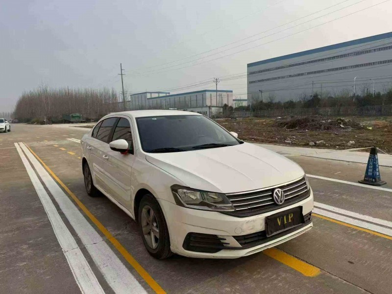 济宁22年大众朗逸2