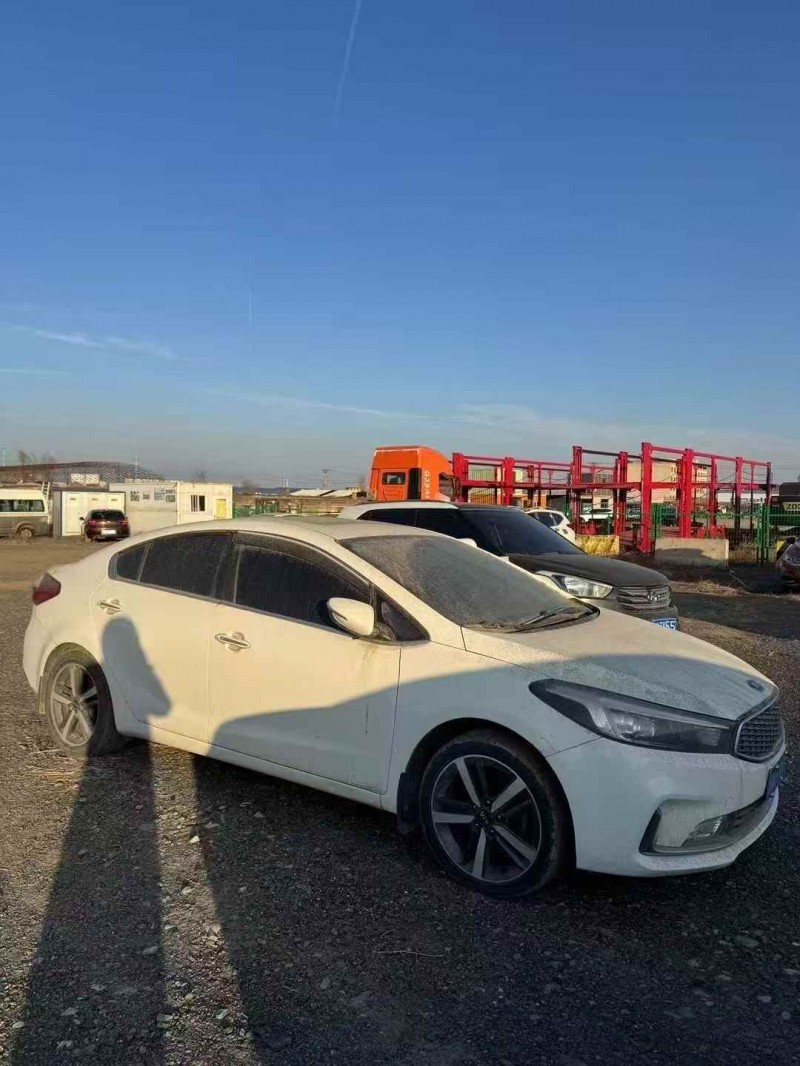 乌鲁木齐18年起亚K33