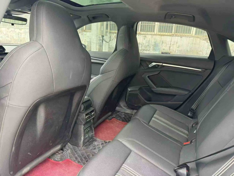 济宁24年奥迪A34