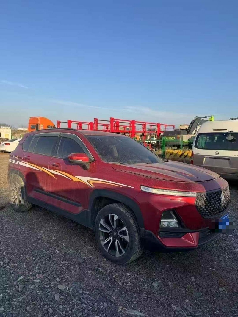 乌鲁木齐19年宝骏RS52