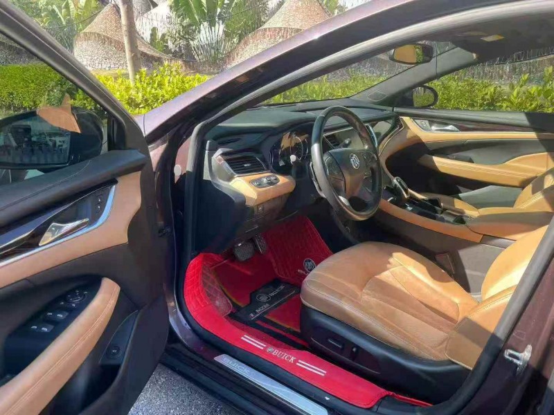 深圳17年别克君越4