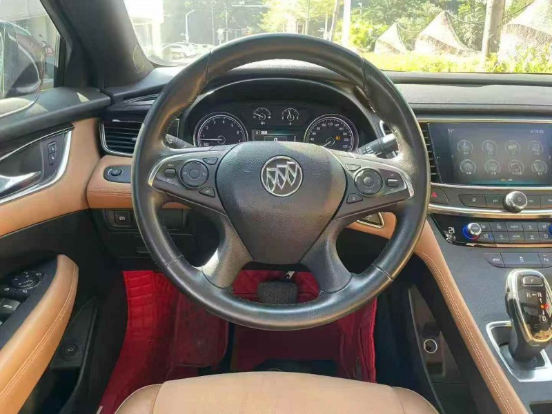 深圳17年别克君越6