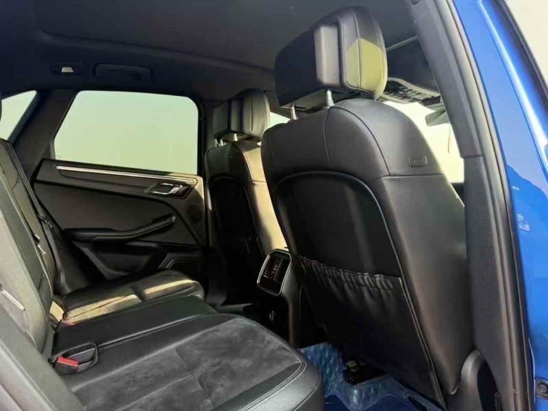 乌鲁木齐20年保时捷Macan7