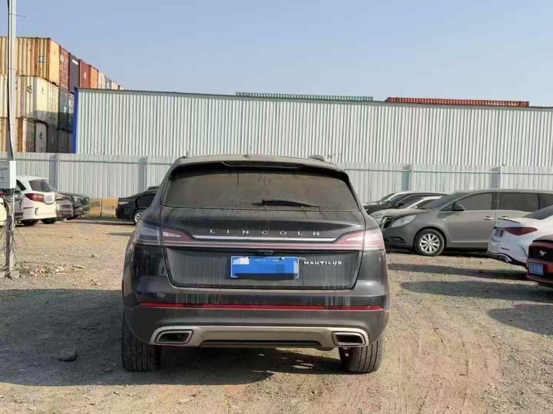 乌鲁木齐21年林肯航海家6