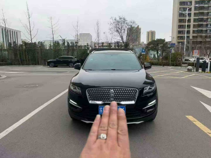 潍坊19年林肯MKC1