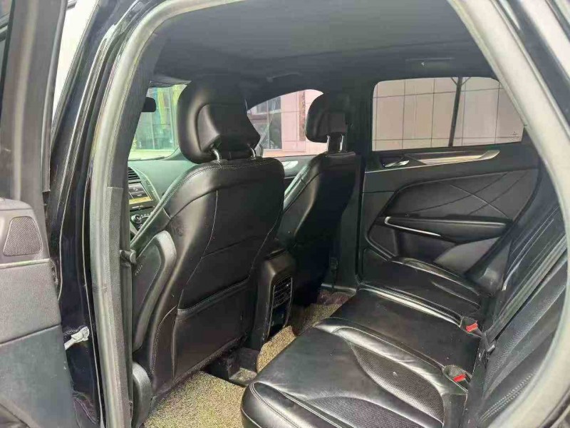 潍坊19年林肯MKC6