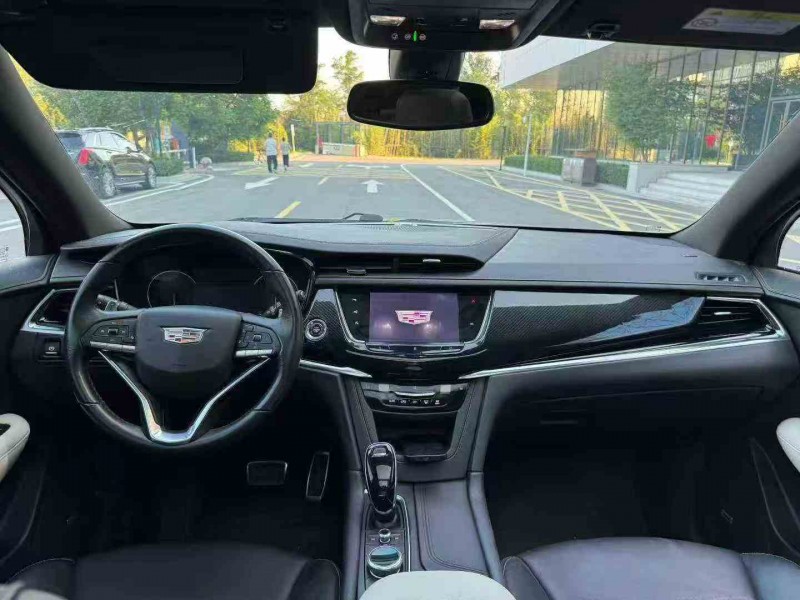 枣庄21年凯迪拉克XT64