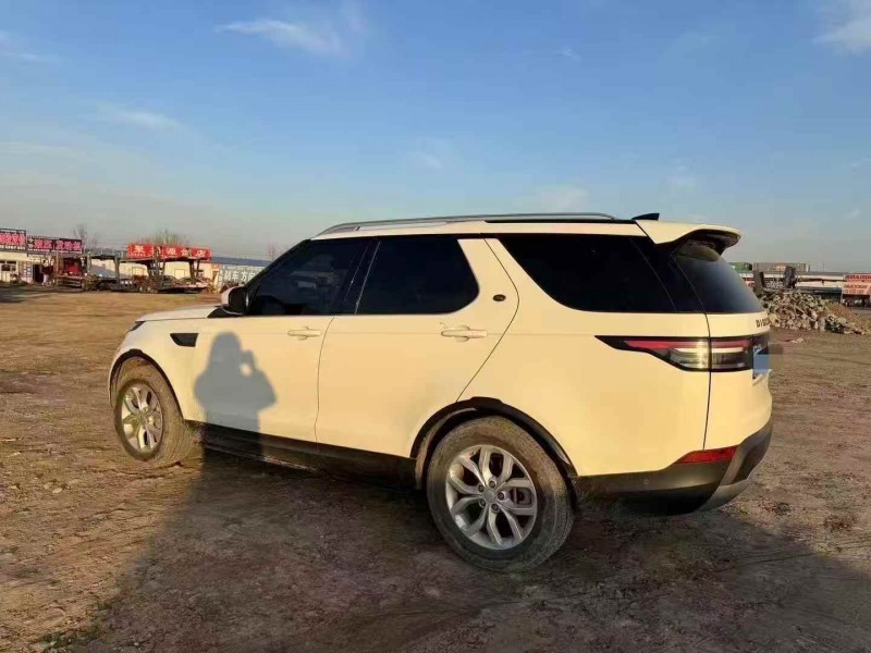 乌鲁木齐17年路虎发现4