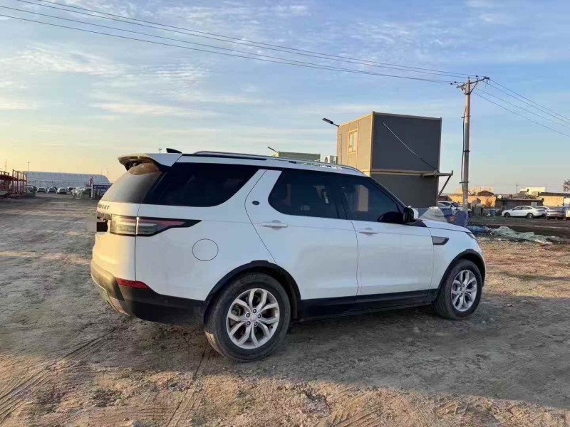 乌鲁木齐17年路虎发现5