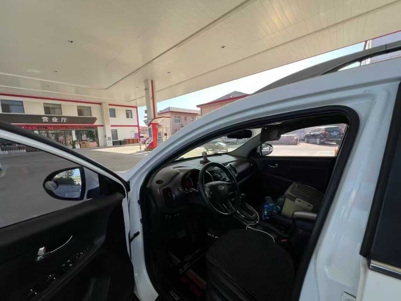 沧州12年起亚智跑7