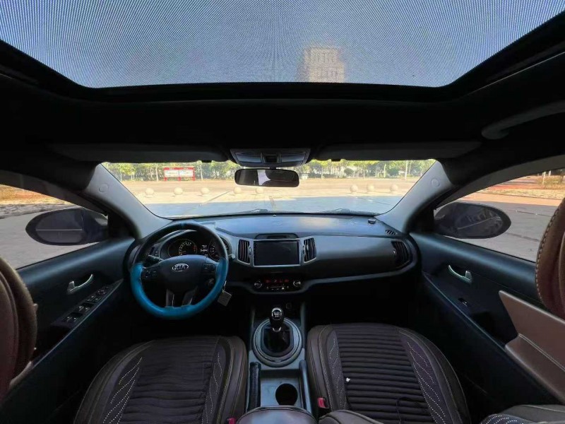 沧州15年起亚智跑8