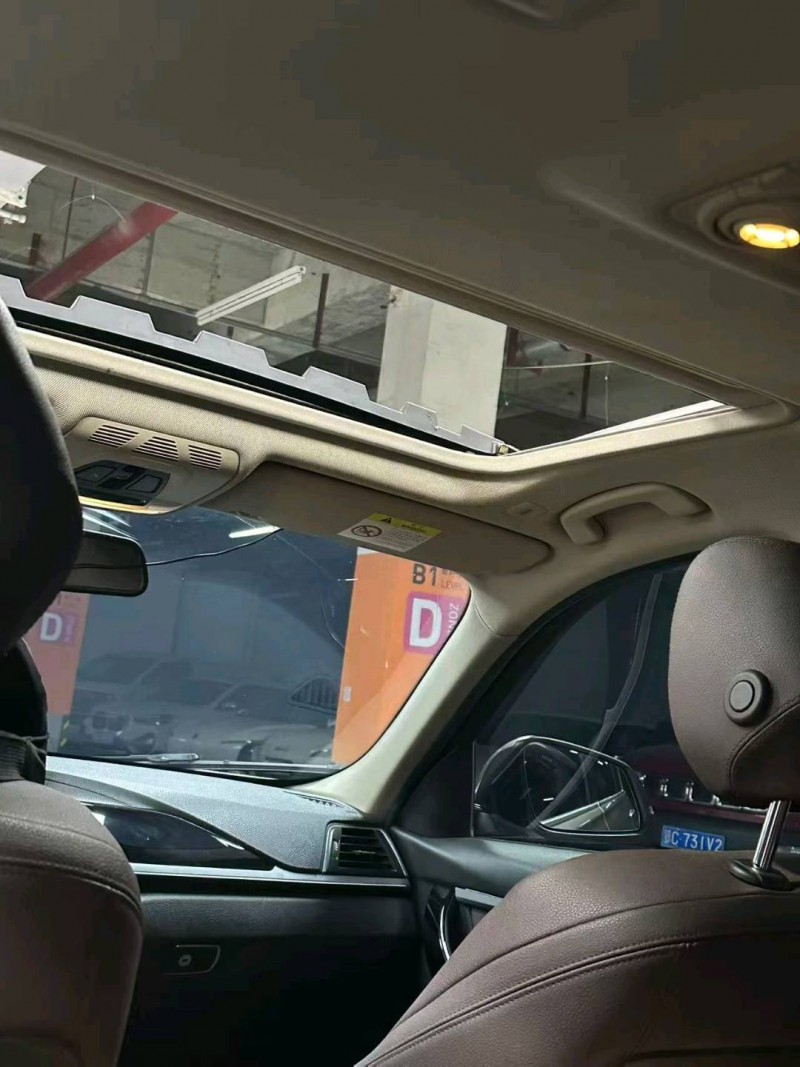 成都19年宝马3系6