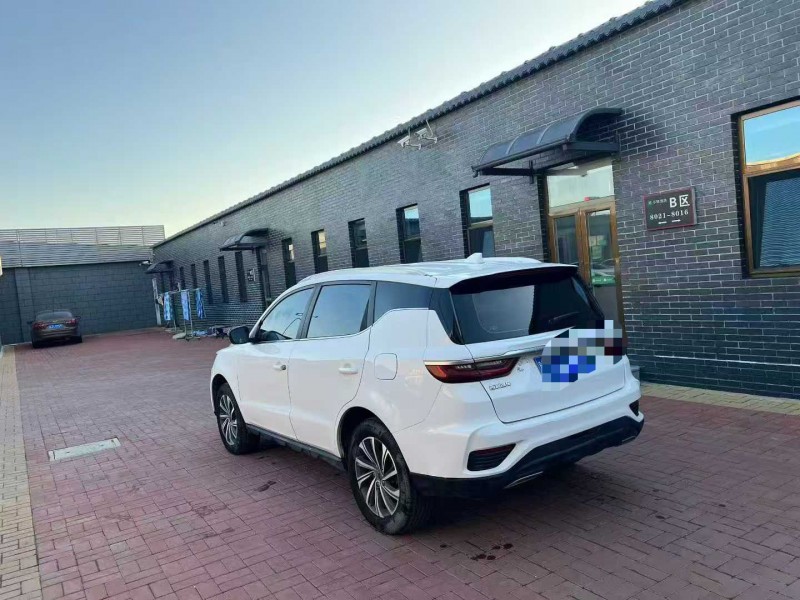 沧州20年吉利远景5