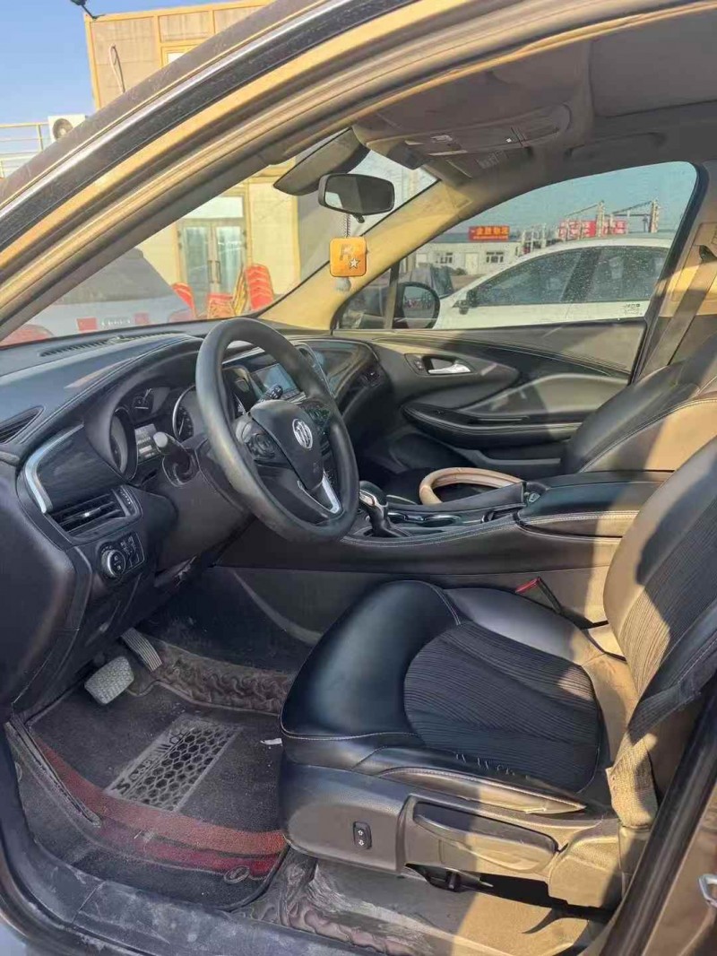 乌鲁木齐16年别克昂科威7