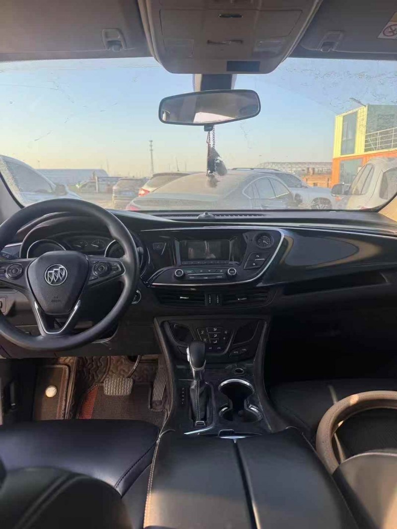 乌鲁木齐16年别克昂科威9