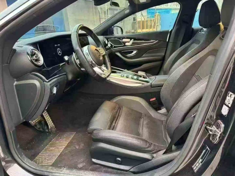 济宁21年奔驰AMG4