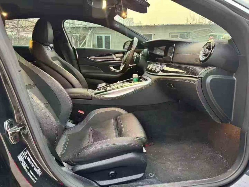 济宁21年奔驰AMG6