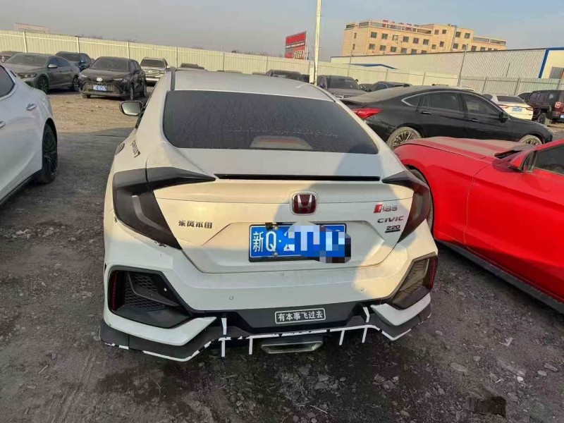 乌鲁木齐21年本田思域6