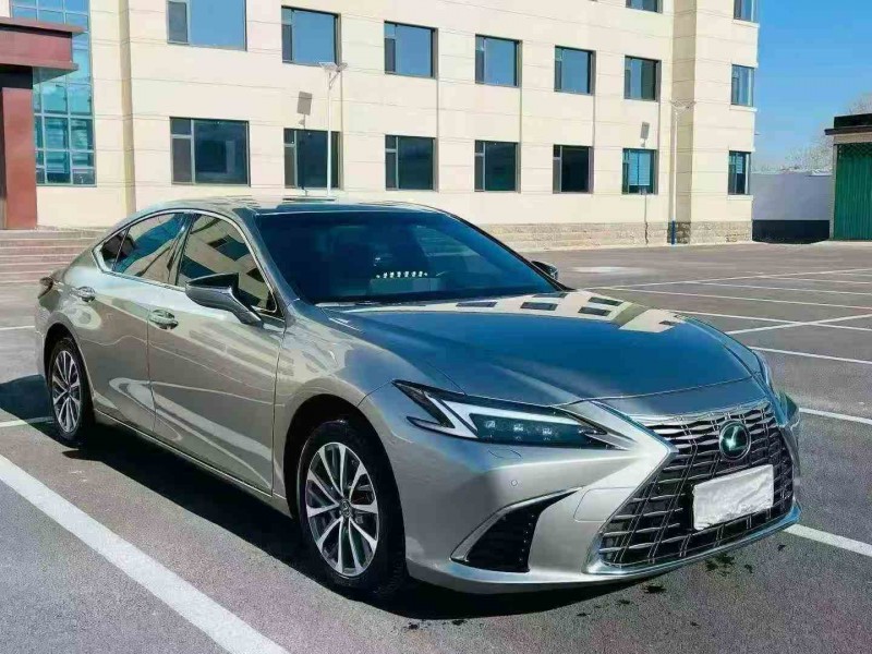 济宁25年雷克萨斯ES3