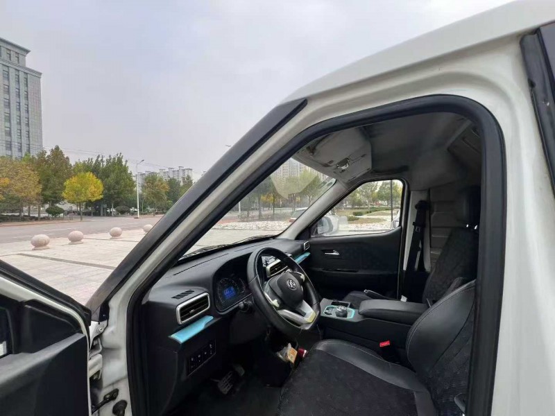 沧州20年北汽新能源EU系列8