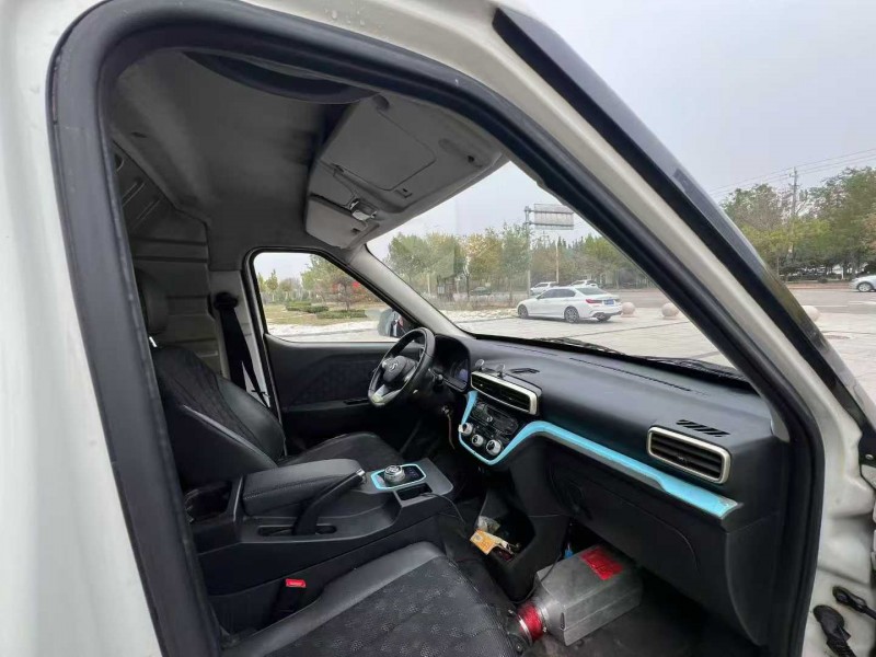 沧州20年北汽新能源EU系列9