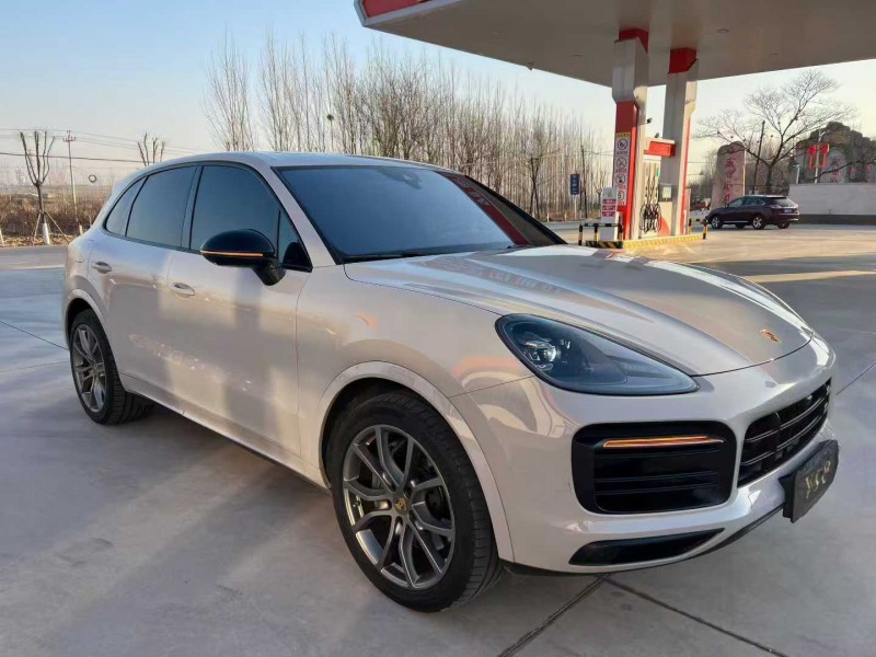 唐山22年保时捷卡宴2