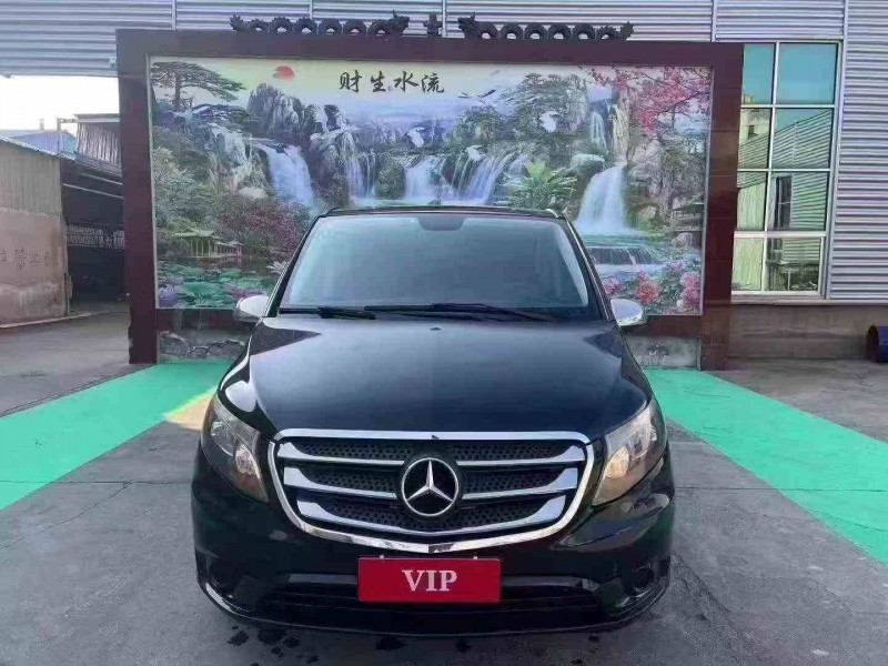 威海17年奔驰威霆1